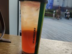 -星巴克臻选(威海威高广场店)