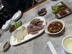 -高玛纳驴肉火烧(河间总店)