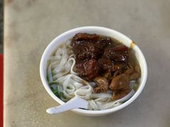 牛腩拼猪肠粉-海幢瑞芳饮食店