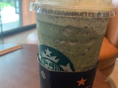 -星巴克臻选(广州高德置地秋广场店)