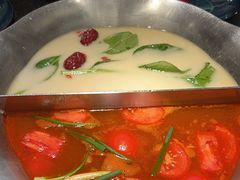 -湊湊火锅·茶憩(打浦桥日月光店)