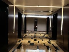 -上海龙之梦万丽酒店