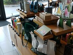 -星巴克(新达汇三林店)