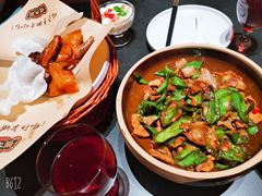 -鸽子侯·家宴·平价海鲜(市图书馆店)