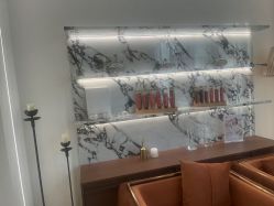 -娜芙缇缇med spa