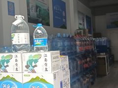 -洞庭山天然泉水(仓汇路店)