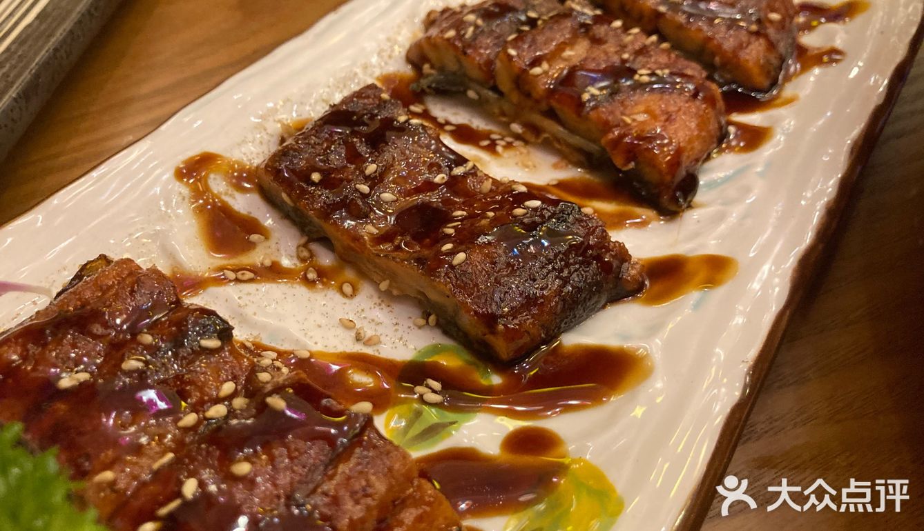 吃了这么多家日本菜，我还是更爱久竹の日本料理居酒屋，环境味道都没得说