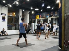 -成杰格斗·拳击·柔术·防身术(建设路店)
