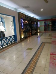 -PE SALON