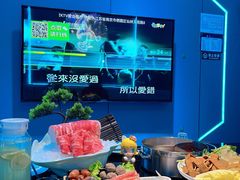 -唯爱KTV聚会餐厅(仙林东城汇店)