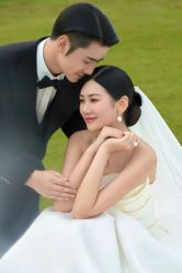 -喜爱高定婚纱摄影