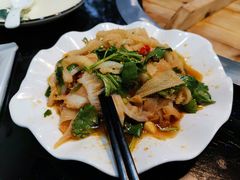 -三里屯土灶炖公鸡地锅鸡(江东店)