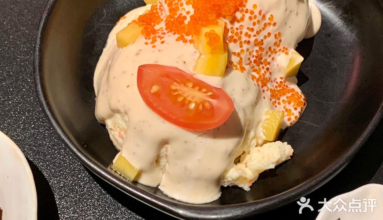 想了几天的脑花榴莲鹅肝寿司🍣昨晚上吃到了[调皮]