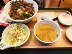 -熊吞·大碗丼烧肉饭(济宁万达广场店)
