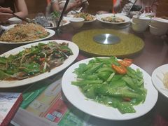 -岛中岛·海鲜大排档·万宁老字号(东澳店)
