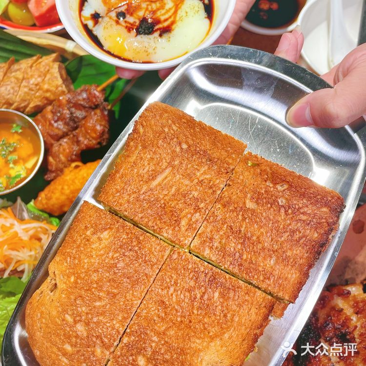 来北京路必打卡的新加坡料理|肥豚肉骨茶