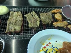 -马路牙子地桌烤肉(工体店)