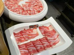 -宽板凳老灶火锅(台湾街店)