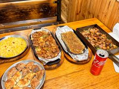 -老东镇啤酒屋海鲜加工·蒸汽海鲜·海鲜烧烤(台东店)