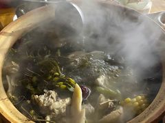 石橄榄炖鸡-洪大厨鸡煲(福田店)