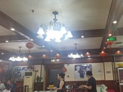 -六和聚传统烤鸭.天津菜(和平店)