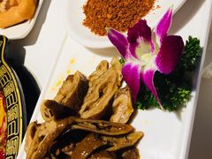 -小洞天本味火锅(九街直营店)