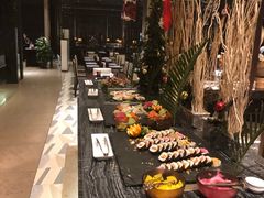 自助取餐区-北京希尔顿逸林酒店-逸轩西餐厅-自助餐厅