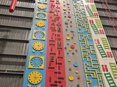 -极限PLAY运动娱乐新世界·团建派对潮玩休闲馆·室内蹦极高空游乐园