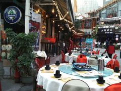 大堂-刘姐啤酒鱼民族演艺餐厅(西街总店)