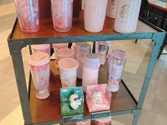 -星巴克(北新泾店)