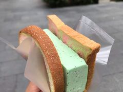 -詹爷爷乌节路街头冰淇淋