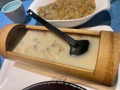 -香巴拉云南餐厅(华莱坞店)