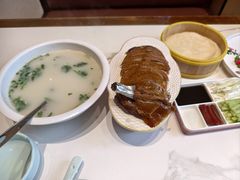 -梅利汴京烤鸭•开封豫菜地标店(东大街店)