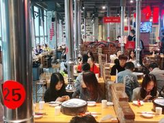 大堂-么肆烤肉·中式自助·烤肉大排档(街道口季佳PAI店)