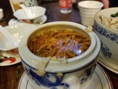 虫草花肉汁汤-黄祥华养生堂·炖汤·营养蒸饭(岭南天地店)
