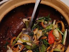 -八府香鸭·啫啫煲(华山路店)