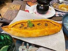 肌肉蘑菇披萨-卢布里西餐厅(总店)