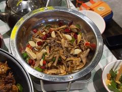 -彭耕记猪油炒小菜(吉联mall店)