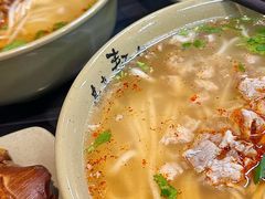 -亮亮拉面(师范路店)