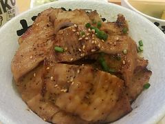 松坂猪丼-熊吞·大碗丼烧肉饭(济宁万达广场店)