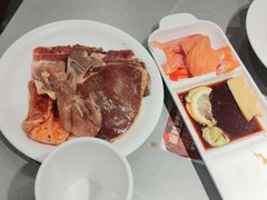 -山焱·炭火自助烤肉(周浦万达店)