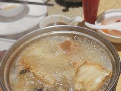 -雍和会海鲜姿造自助(湖东路店)