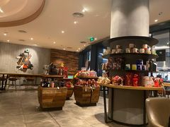 -星巴克臻选(深圳金光华店)