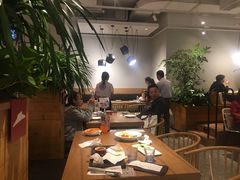 大堂-必胜客(百联又一城店)