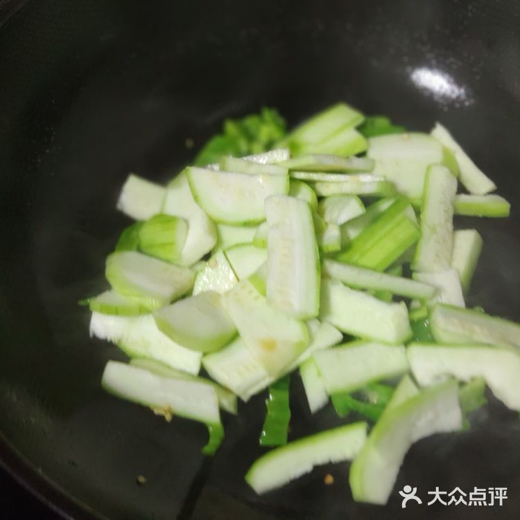 夏日菜品之做个简单炒丝瓜