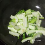 夏日菜品之做个简单炒丝瓜