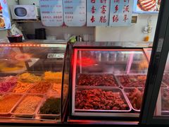 -万记麻辣烫国展总店