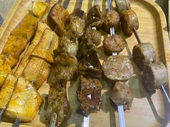 -乡村馕坑肉·烧烤·新疆菜·本地人更爱吃(阿勒泰首店)