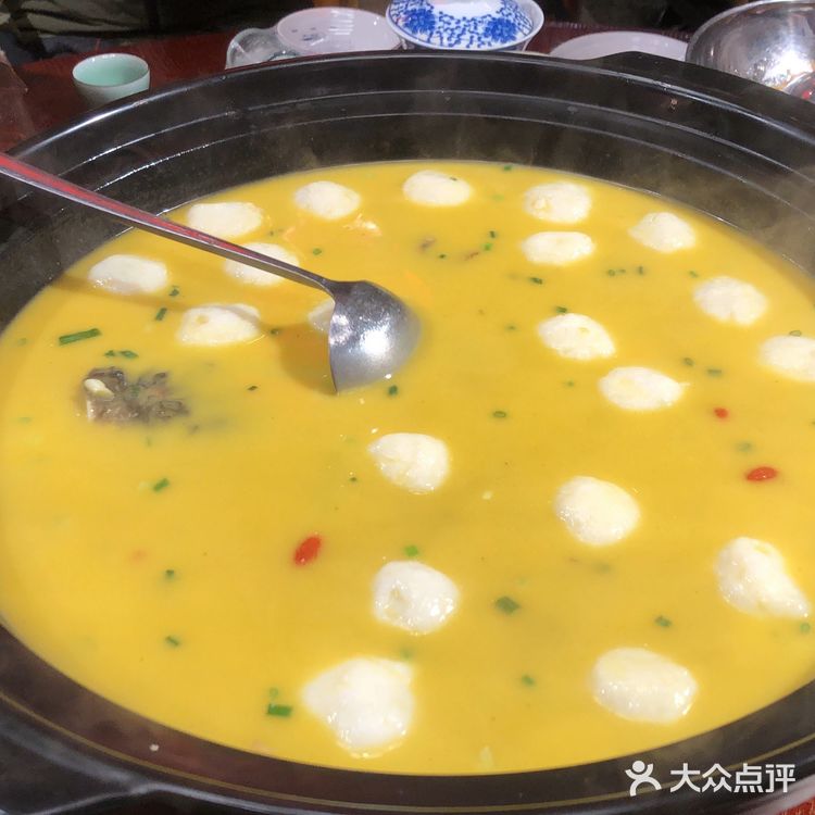 武汉最大的甲鱼馆，网红甲鱼大包风靡江城