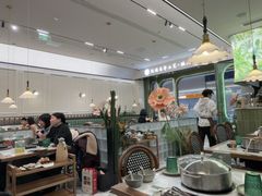 -喃喃椰·糟粕醋·椰子鸡火锅(七堡花园店)
